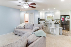 1 Mi to Dtwn Newburgh Home with Large Yard!